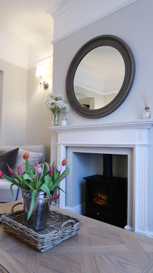 Luxury Living Outside The Walls - Sleeps Six! Holiday home *